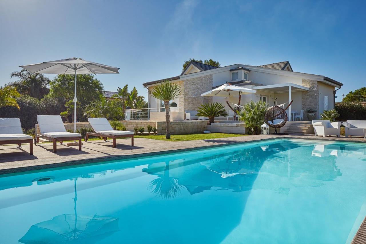 Villa Giame - Heated Pool, Beach At 350M Pozzallo Exterior foto